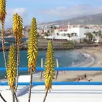Luxury Romantic Ocean View شقة *