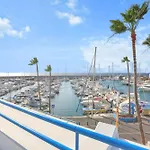 Luxury Romantic Ocean View شقة *