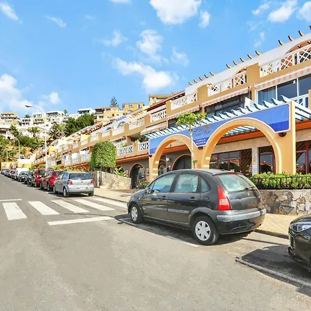 Luxury Romantic Ocean View דירה